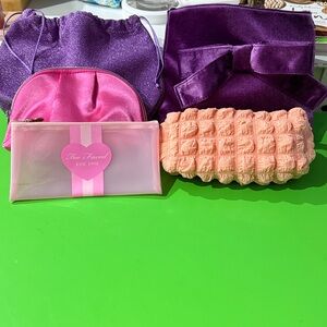 1 FREE BAG with purchase